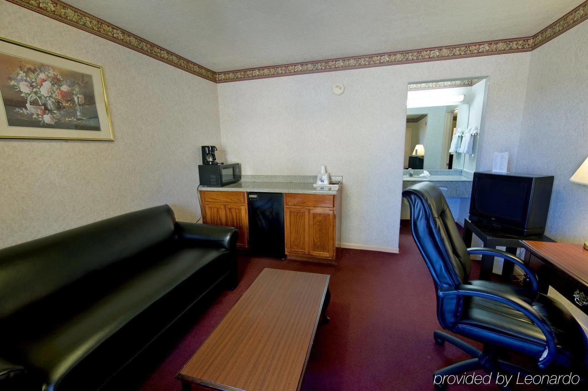 Americas Best Value Inn And Suites Houston/Northwest Brookhollow Luaran gambar