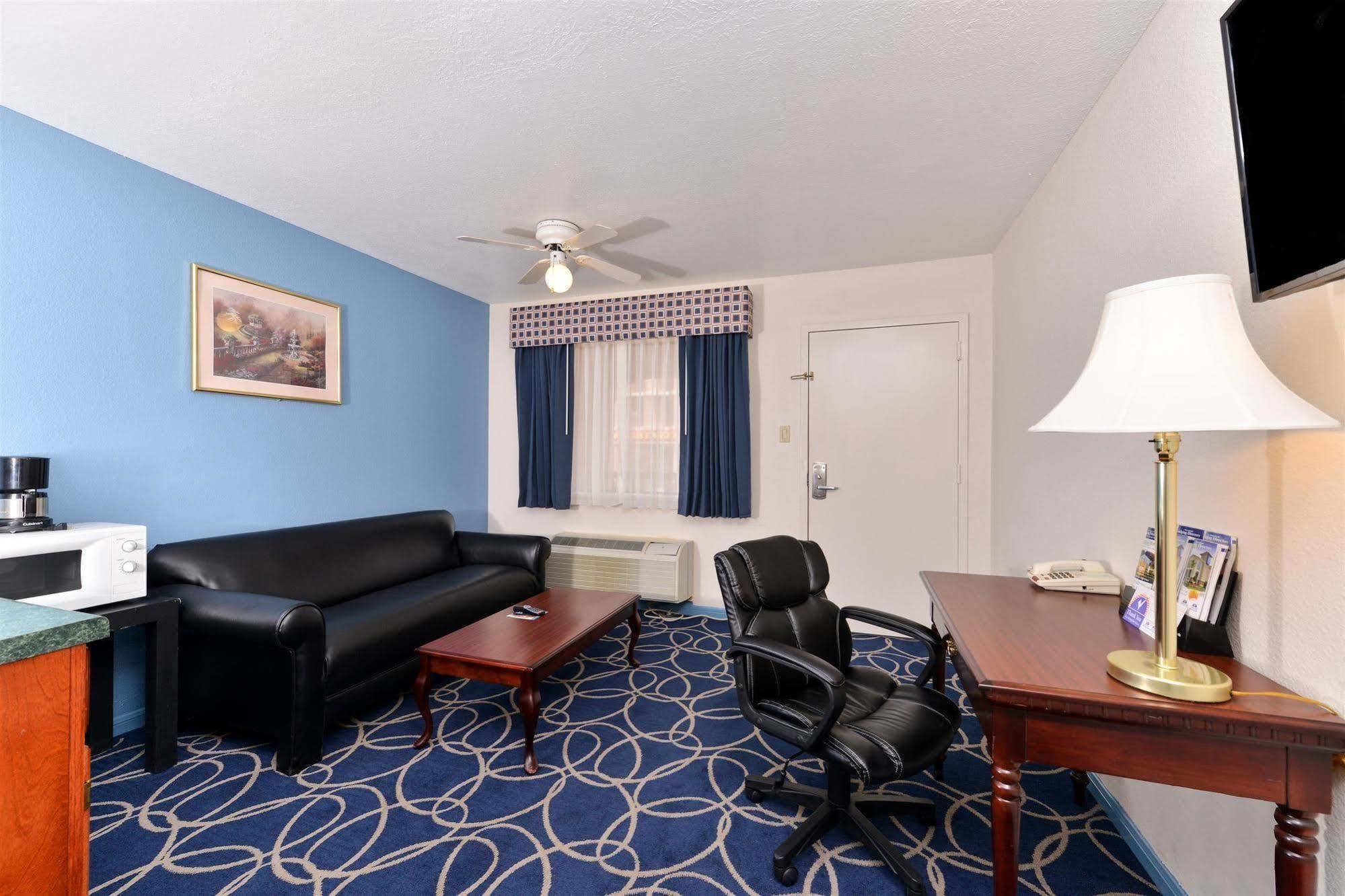 Americas Best Value Inn And Suites Houston/Northwest Brookhollow Luaran gambar